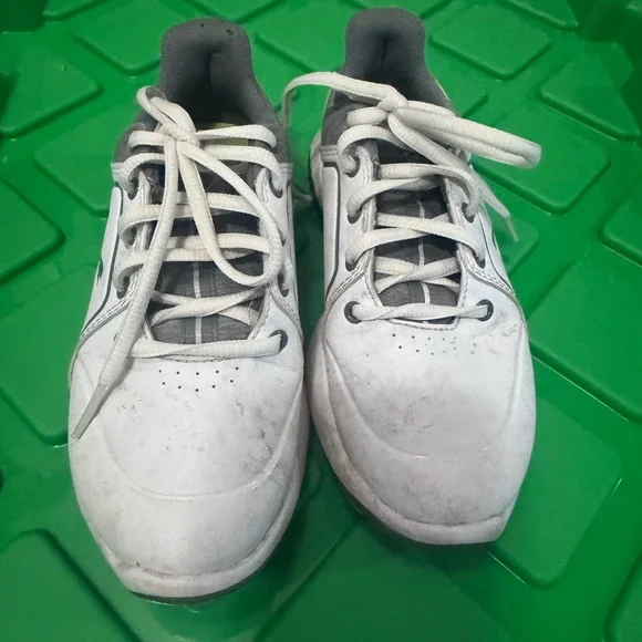 Puma Kids White and Gray Golf Shoes - Picture 3 of 5